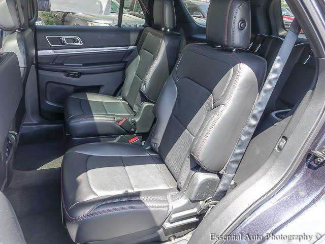 Ford Explorer 2017 photo 10